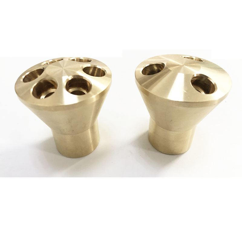 Refrigeration brass distributor inlet 7/8 outlet 1/2in with 6 holes.