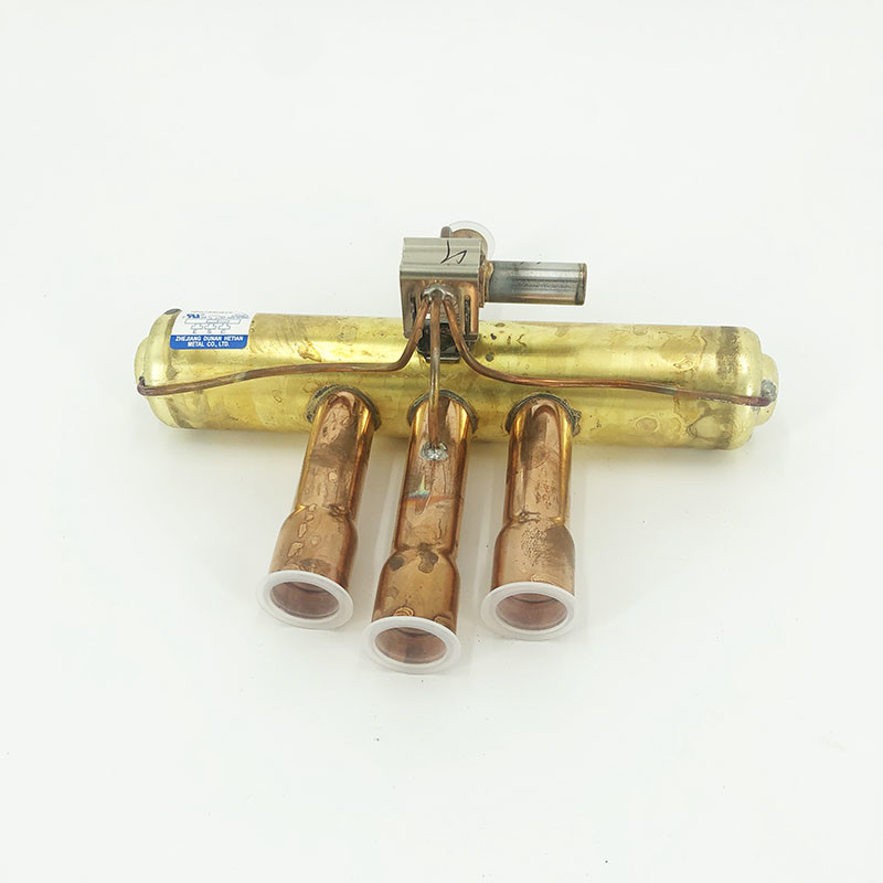 5P 220V 4 Way Reversing Valve , Hotel Four Way Valve Heat Pump